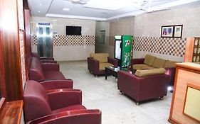 Hotel Radhakrishna  3*