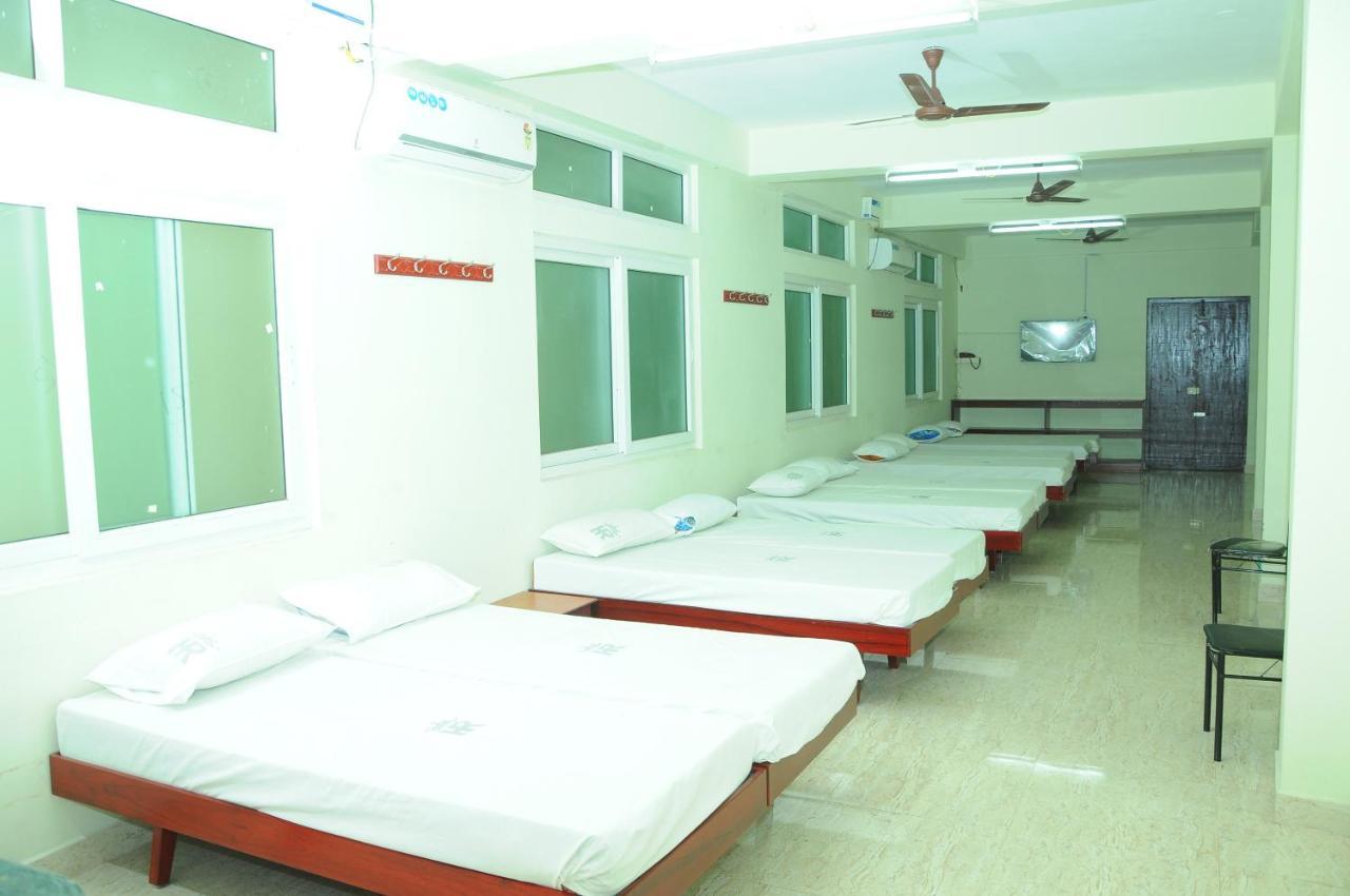 Hotel Radhakrishna Madurai Extérieur photo