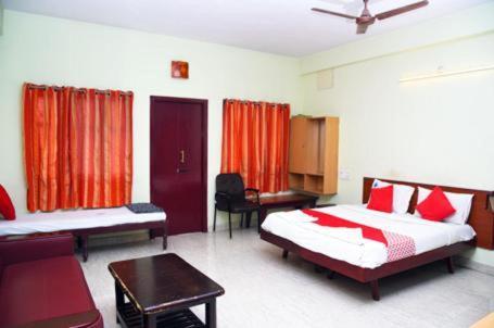 Hotel Radhakrishna Madurai Extérieur photo